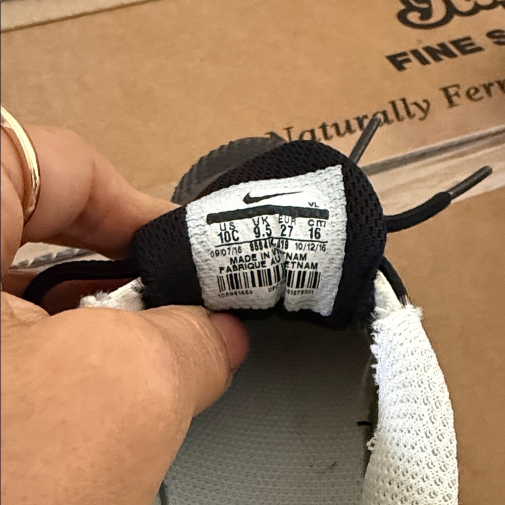 Nike Kids Black and White Cleats with Iridescent Swoosh - Picture 6 of 7